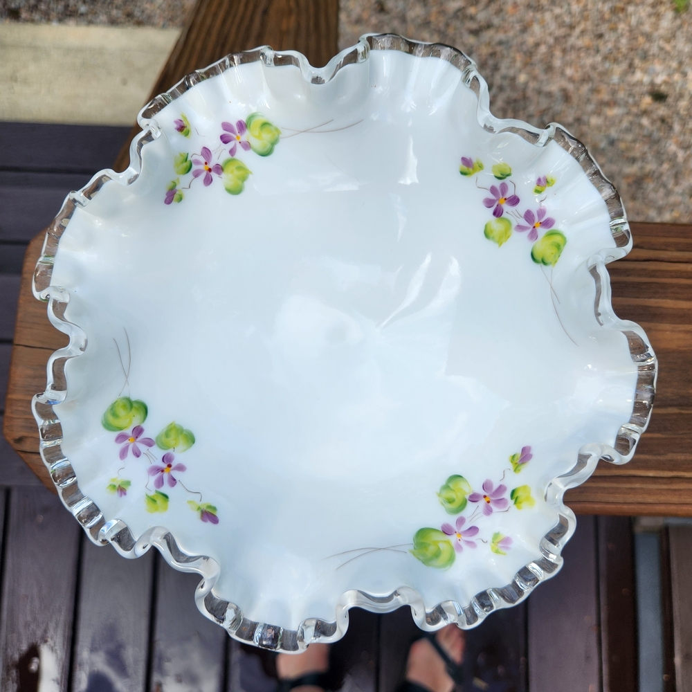 Vintage Fenton Silver Crest "Violets In The Snow" Console Bowl Signed By Artist - Picture 11 of 14
